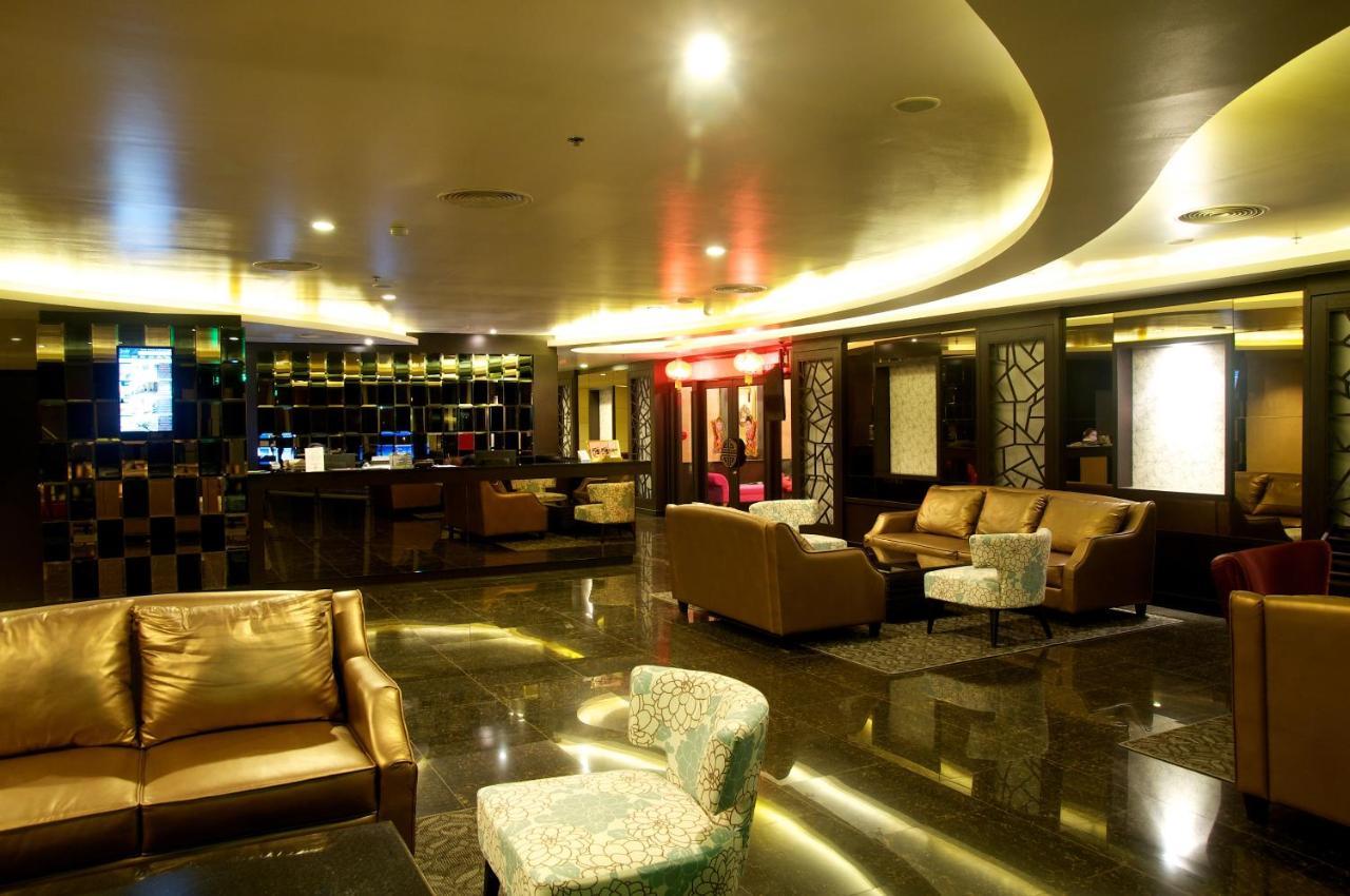 Jolly Suites&Spa Petkasem Ban Nong Khaem  Exterior foto
