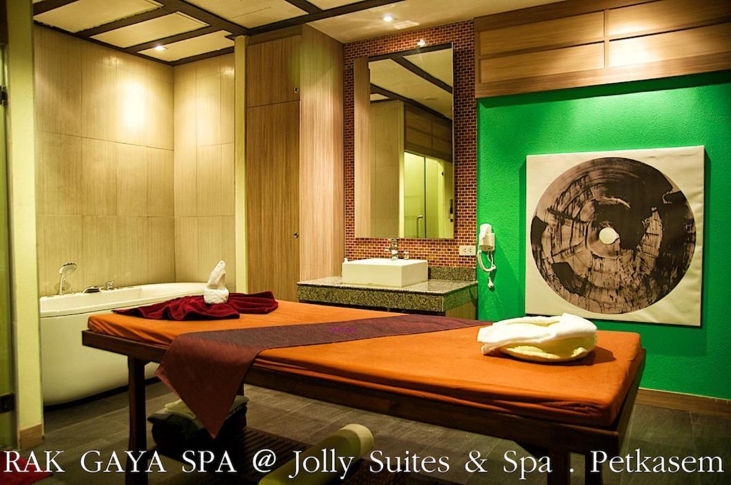 Jolly Suites&Spa Petkasem Ban Nong Khaem  Exterior foto