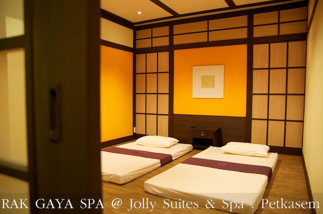 Jolly Suites&Spa Petkasem Ban Nong Khaem  Exterior foto